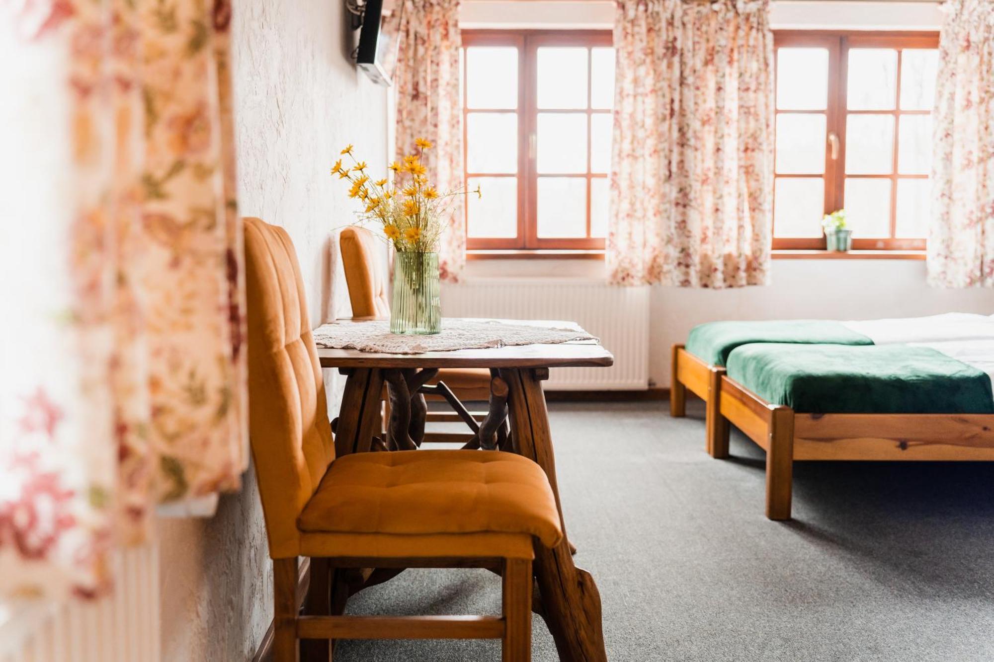Karczma Zacisze Bed & Breakfast Krutyń Exterior foto